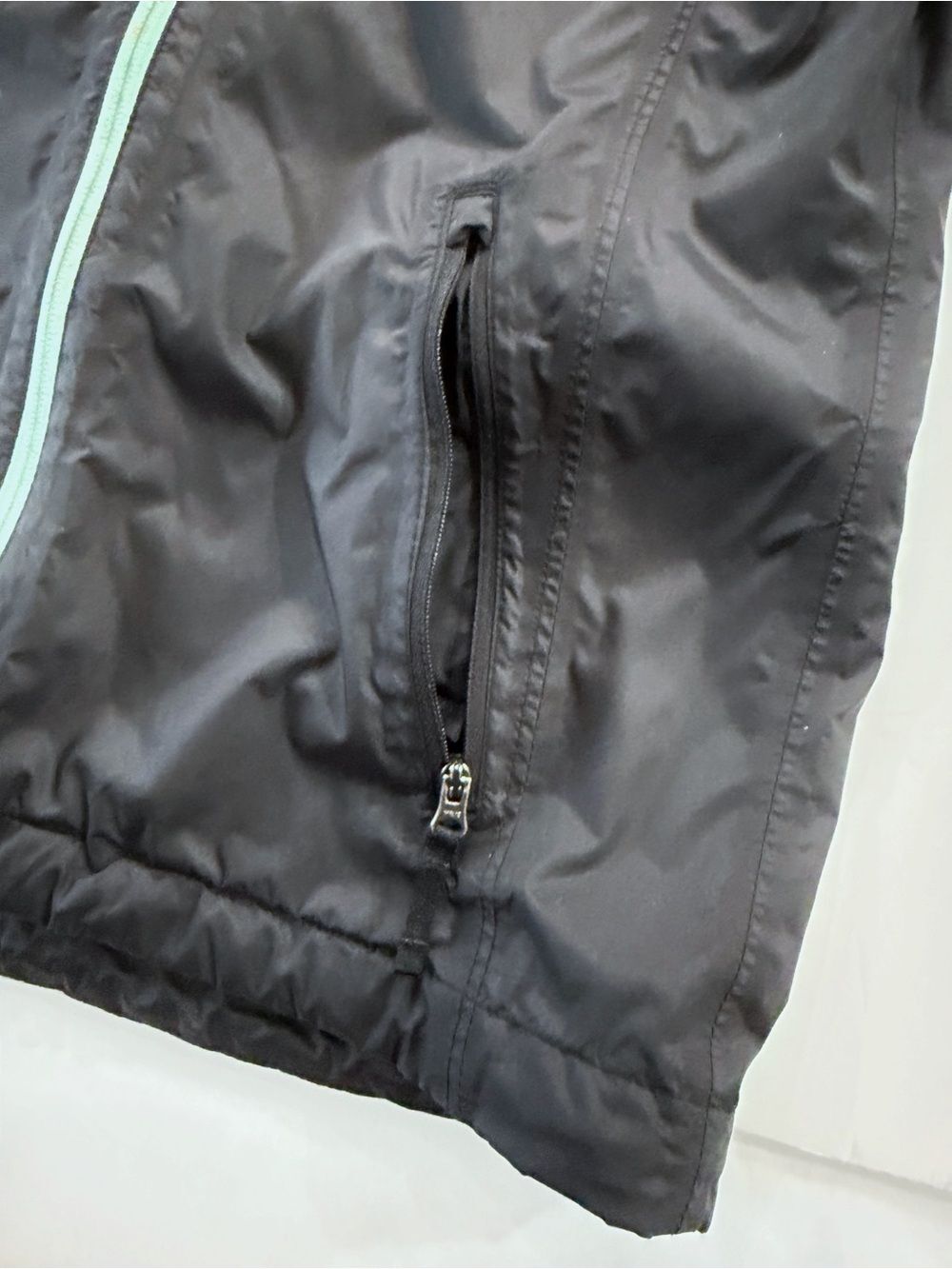 The North Face Girls L 14/16 Gray DryVent Hooded Rain Jacket Mint Zip Gorpcore - Picture 5 of 12